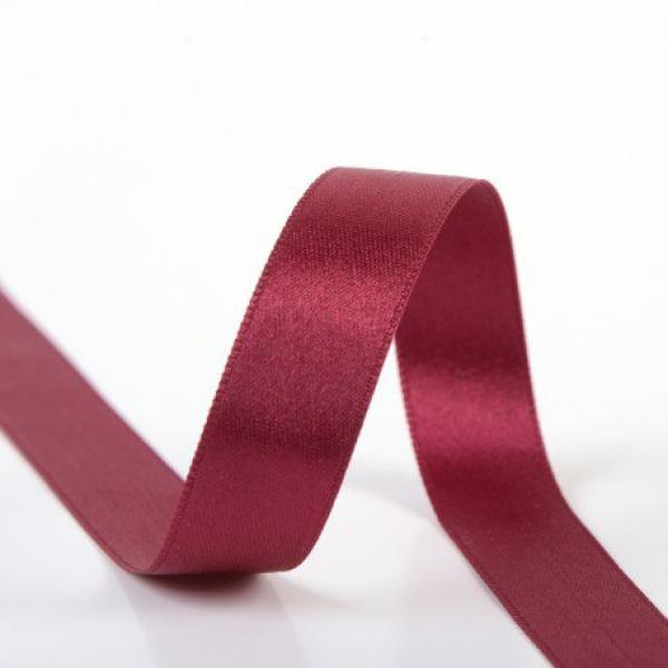 Satinband 6 mm in Bordeaux auf der Rolle, glänzende Oberfläche